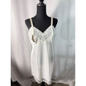 Komar Body Free VTG Slip Short 36 Ivory Lace Anti Static Nylon Tricot USA MADE